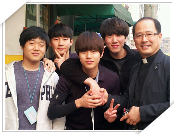 센터장님사진4.jpg